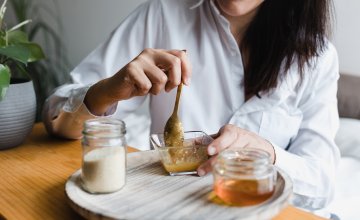 Peeling lica s medom