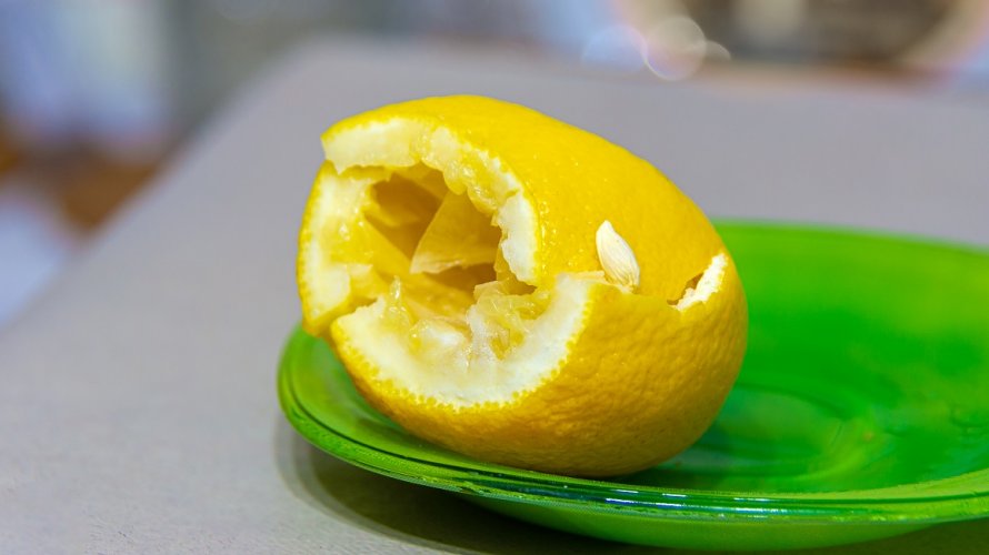 Kako iskoristiti koru od limuna