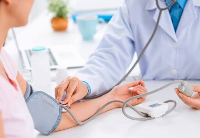 pad krvnog tlaka simptomi ekg pokazao hipertenzije