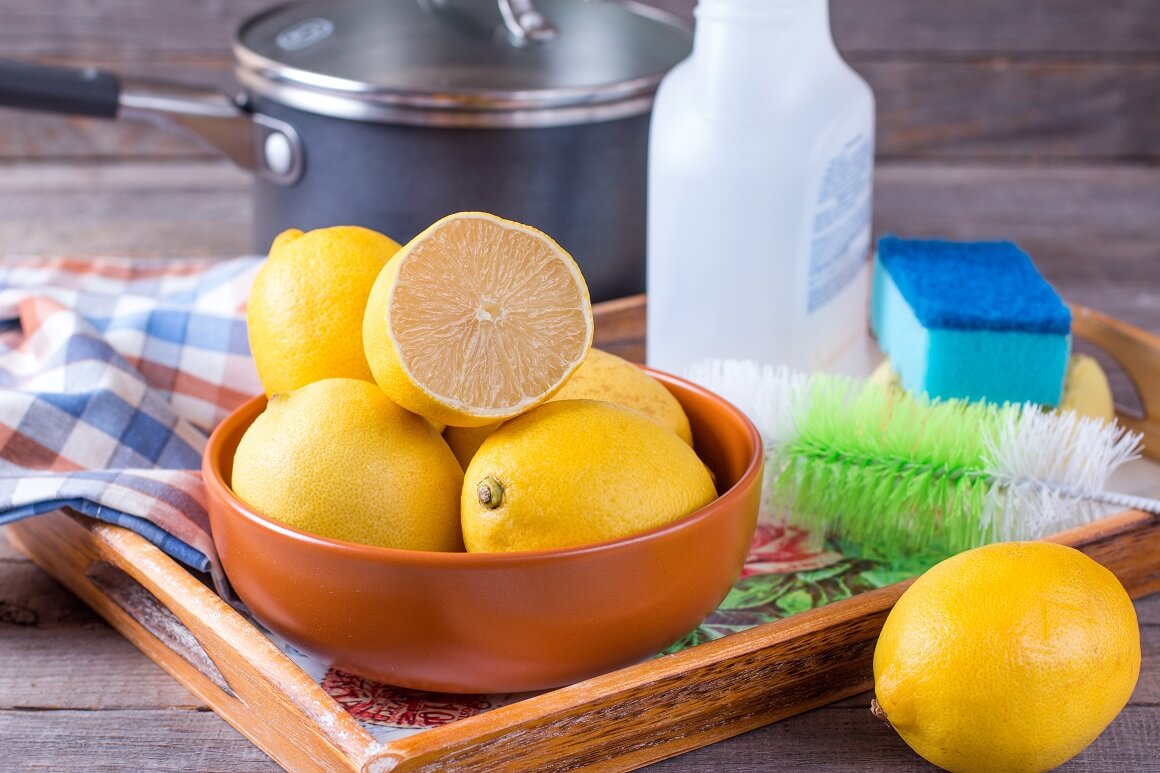 Očistite kuhinju korom od limuna