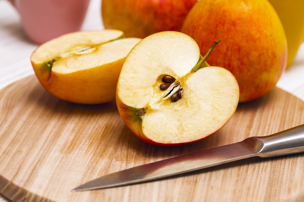 Ako progutate sjemenke jabuke u komadu, neće vam se ništa dogoditi