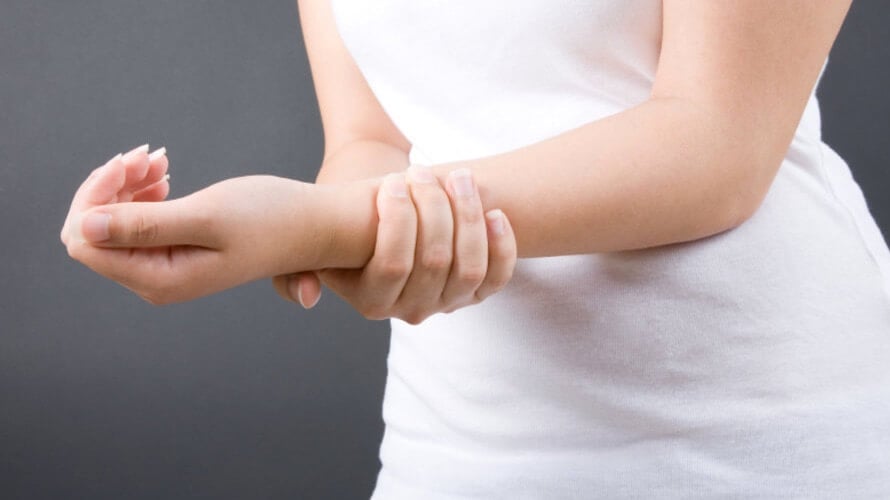 bol u ruci na lakatnom zglobu uzrokuje razlika između liječenja artritisa i artroze