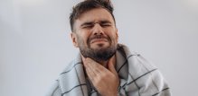 kako razlikovati virusnu i bakterijsku upalu grla
