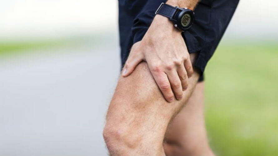 Bol u kukovima i nogama: Koji su uzroci bolova i kako ih le・iti