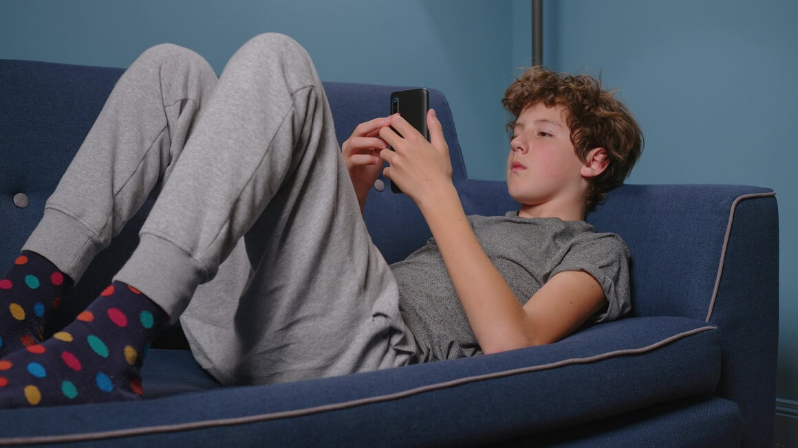 ovisnost o internetu kod djece i adolescenata