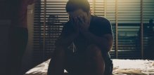 Postporođajna-depresija-kod-muškaraca