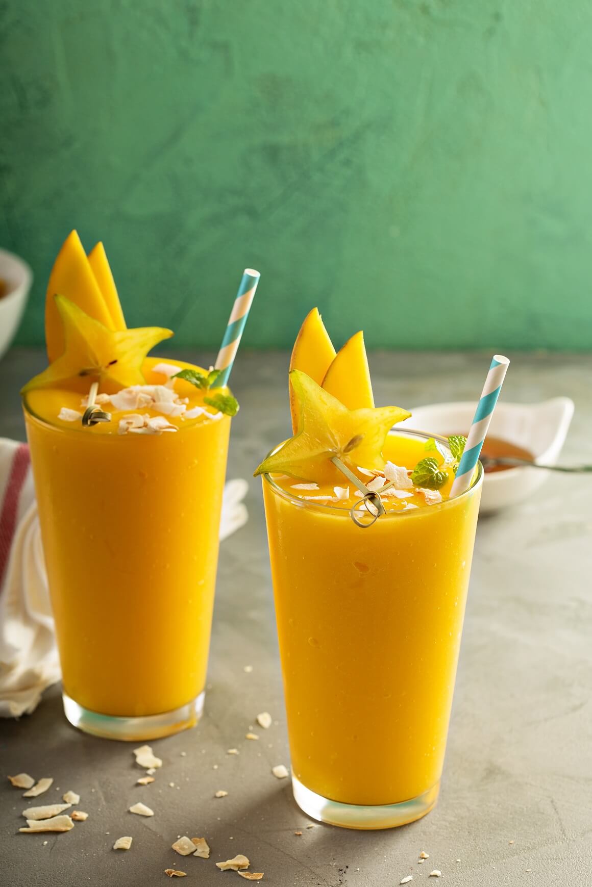 Mango smoothie recepti