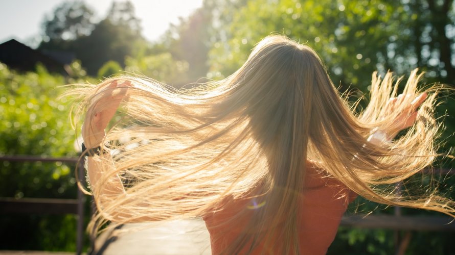 Kako njegovati kosu tijekom ljeta