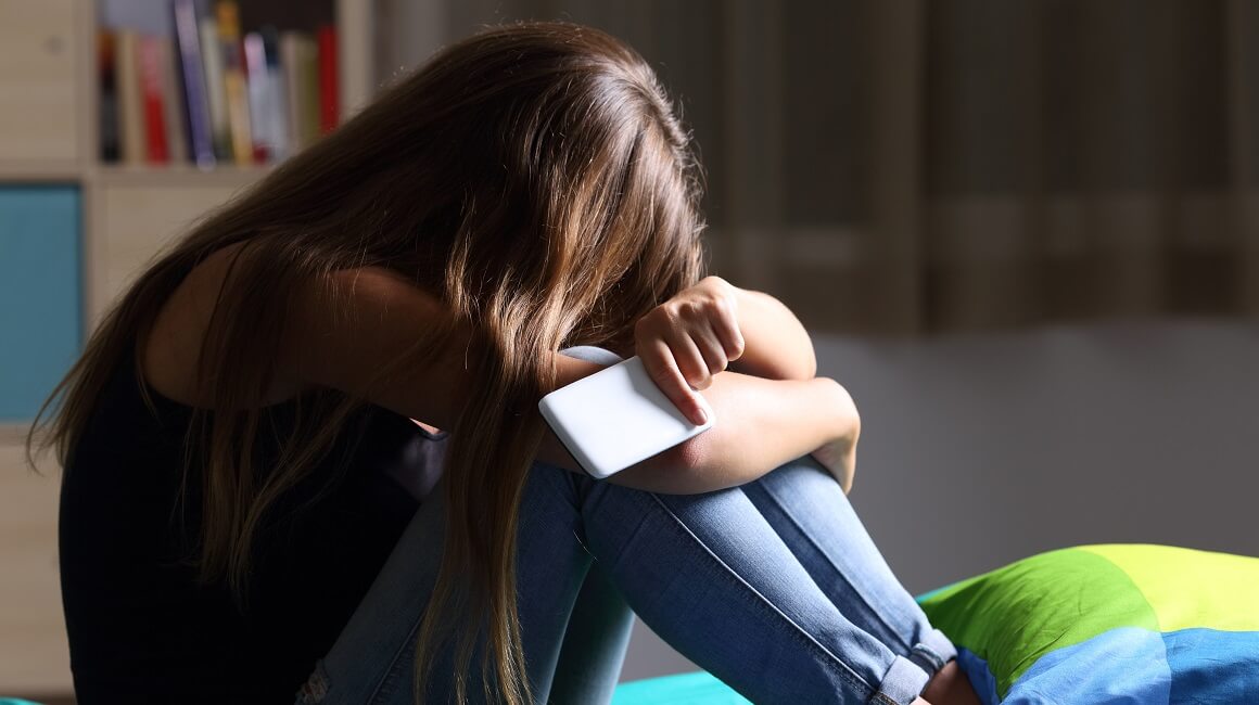 Čak 20 % srednjoškolaca u 2021. svjedočilo ili pretrpjelo seksualno zlostavljanje na internetu