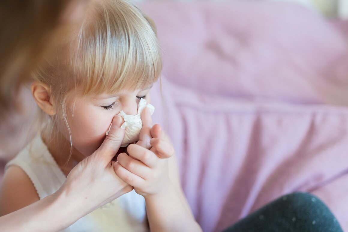Djeca mogu naučiti puhati nos nakon 2. rođendana, ali mnoga djeca to ne savladaju do škole