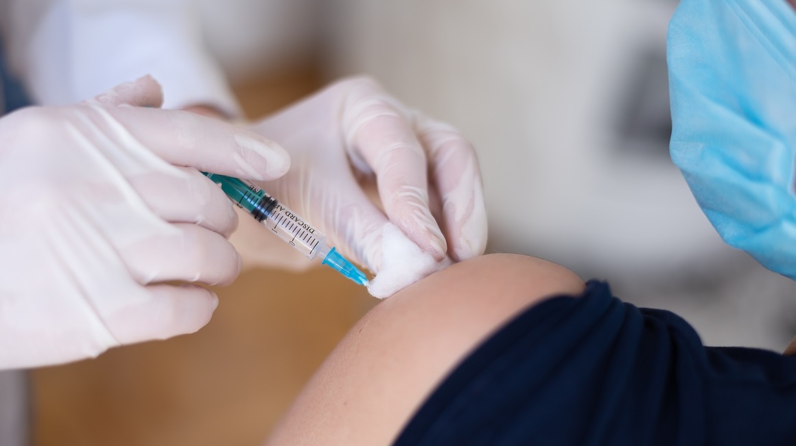 Cjepiva protiv koronavirusa spasila 20 milijuna života u prvoj godini
