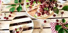 Veganski biskvit s višnjama