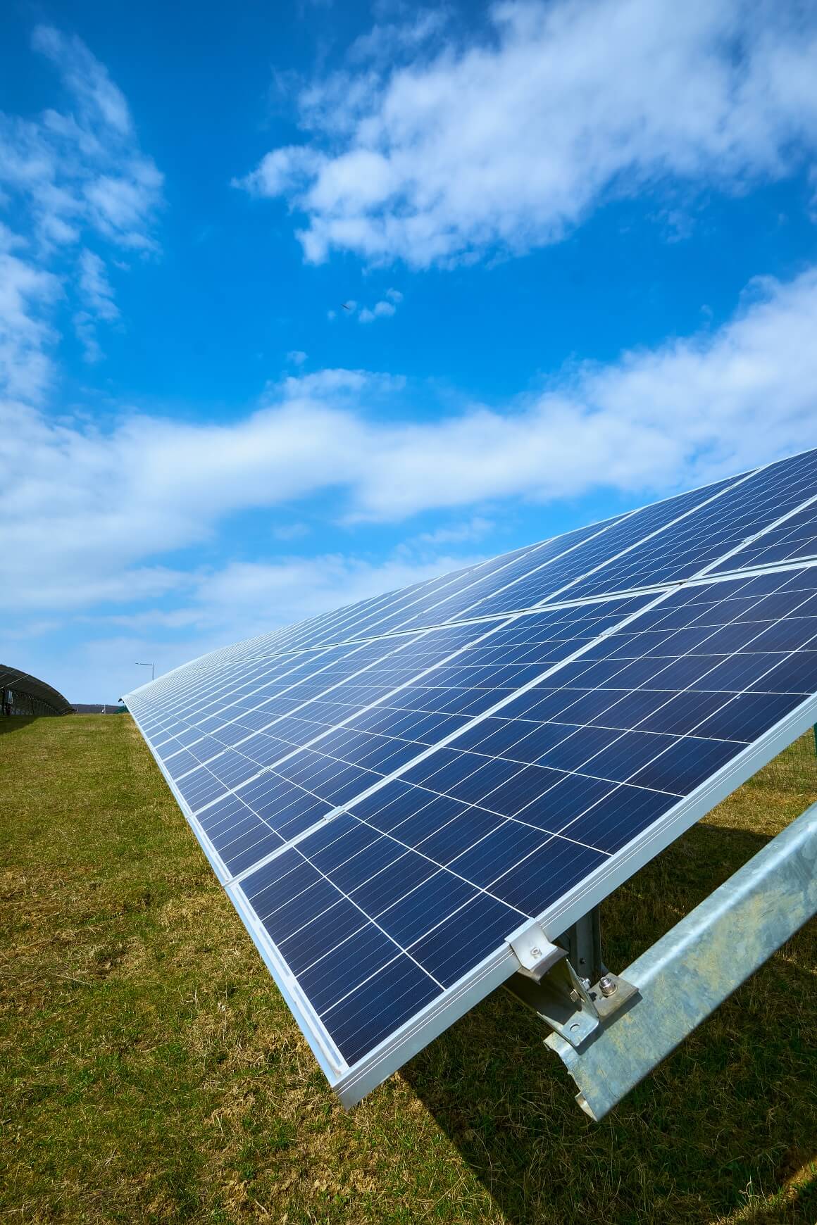 Solarne jedinice mogle bi do sredine stoljeća činiti polovicu svjetske električne mreže