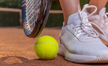 Kako odabrati odgovarajuću mušku obuću za tenis