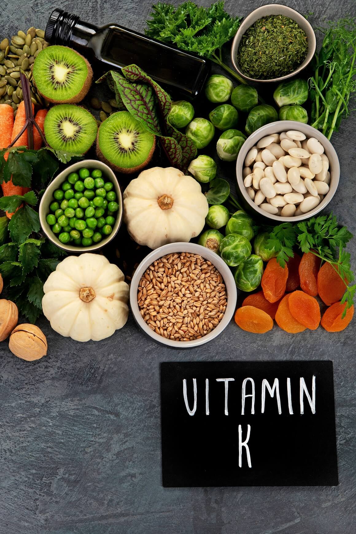 Putem prehrane moramo nadomjestiti preostalu potrebnu količinu vitamina K koji sudjeluje u metabolizmu kostiju