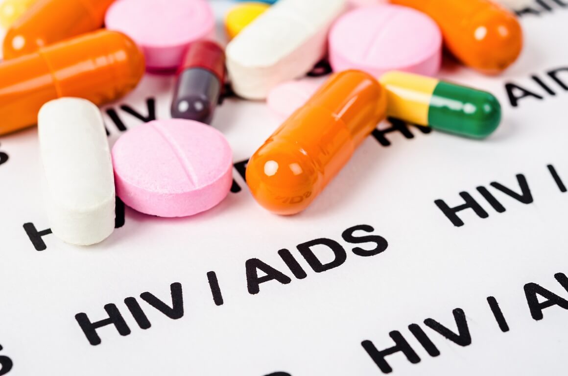 Ako se otkrije u ranoj fazi, infekcija HIV-om u današnje je vrijeme cjeloživotna kronična bolest s kojom osoba može doživjeti očekivani životni vijek