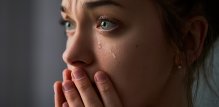 Vrsta i intenzitet tuge ovise o uzroku, a ljudi se značajno razlikuju na temelju načina nošenja s takvim osjećajima
