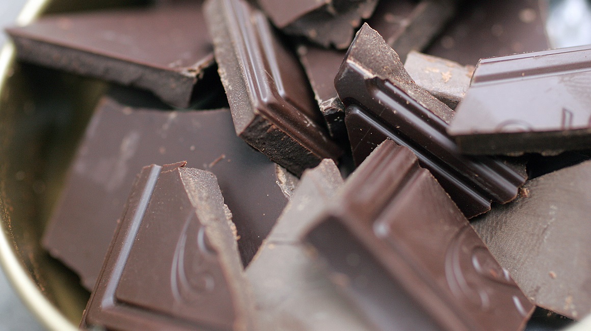 Američki časopis Consumers Reports pozvao je četiri proizvođača tamne čokolade da se do Valentinova obvežu smanjiti količinu olova i kadmija