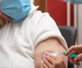 Booster cjepivo prilagođeno za omikron, koje su razvili Pfizer i BioNTech, jako je smanjilo broj hospitaliziranih pacijenata starije životne dobi