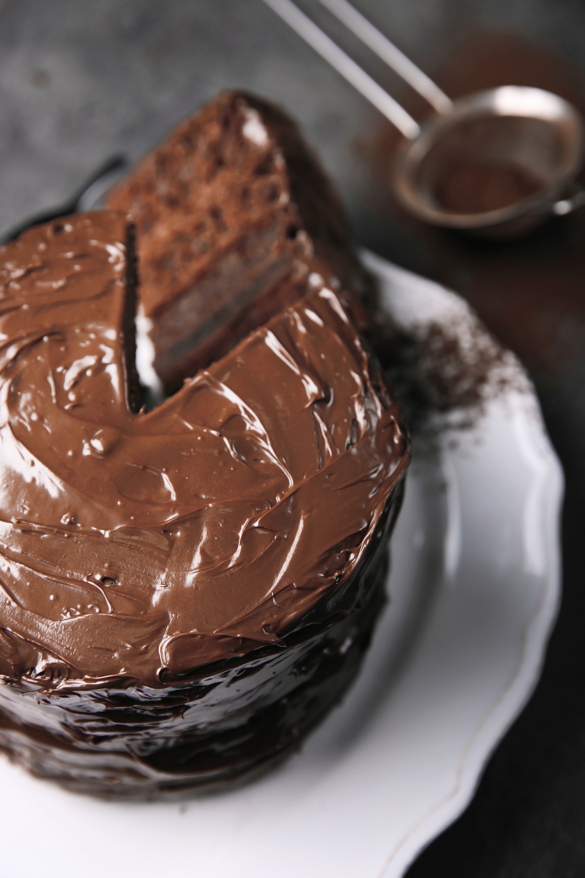 Sočna i brza čokoladna torta bez šećera, glutena i laktoze