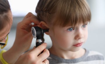 Uobičajene infekcije uha te problemi s nosom i grlom kod djece mogu biti povezani s autizmom