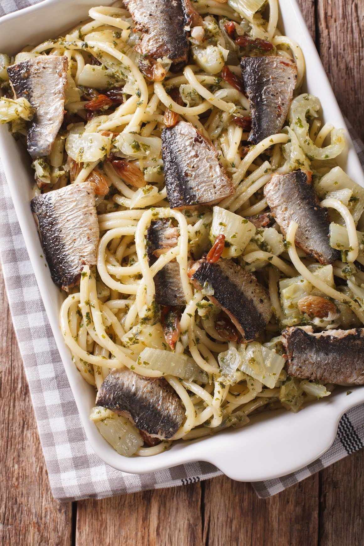 Linguini sa sardinama i komoračem