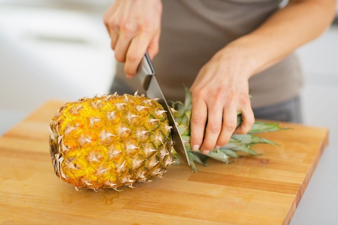 ananas je bogat enzimima koji olakšavaju probavu