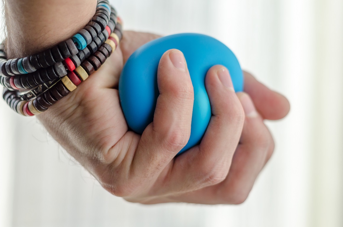 Antistres loptice su savitljivi predmeti veličine dlana, obično izrađeni od pjene, gela ili drugih materijala koji se mogu stiskati