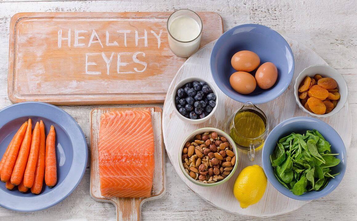 Namirnice kao što su riba, zeleno lisnato povrće, mrkva i bobičasto voće doprinose zdravlju vaših očiju