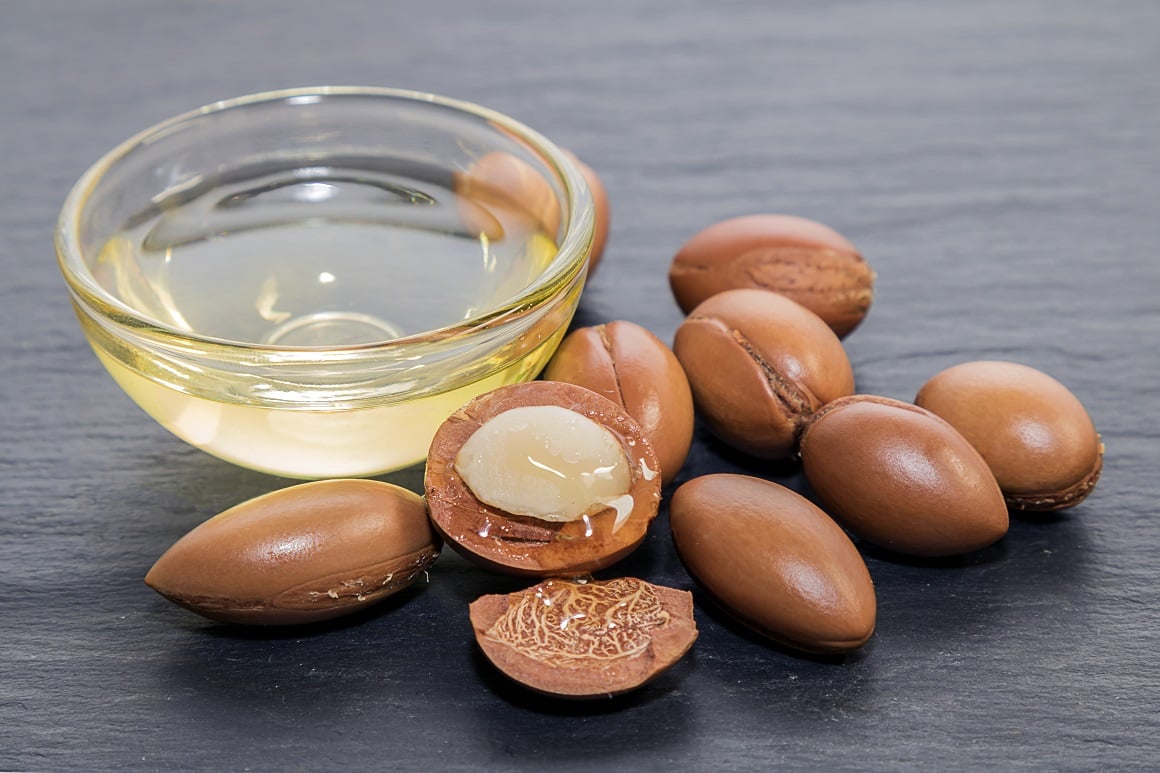 Arganovo ulje pomaže u liječenju suhe kože i kose, bora i upala kože