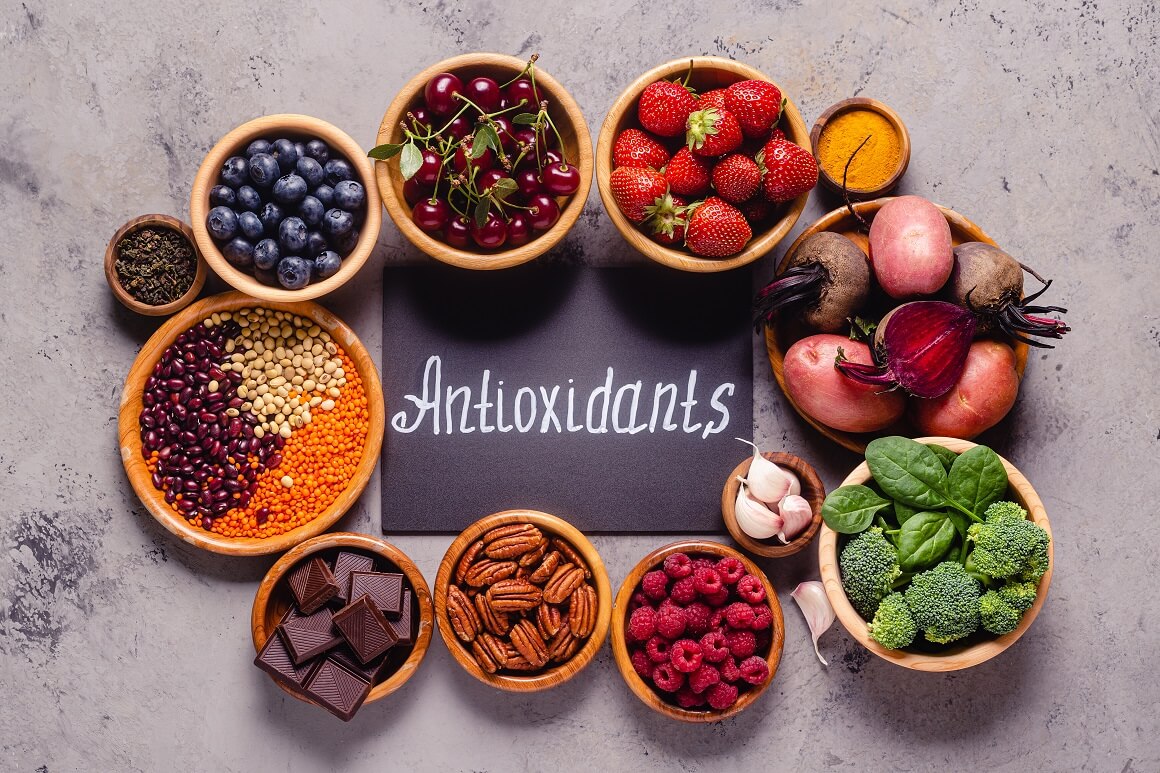 Uključivanje raznovrsne hrane bogate antioksidansima u prehranu je naglašeno za cjelokupno zdravlje