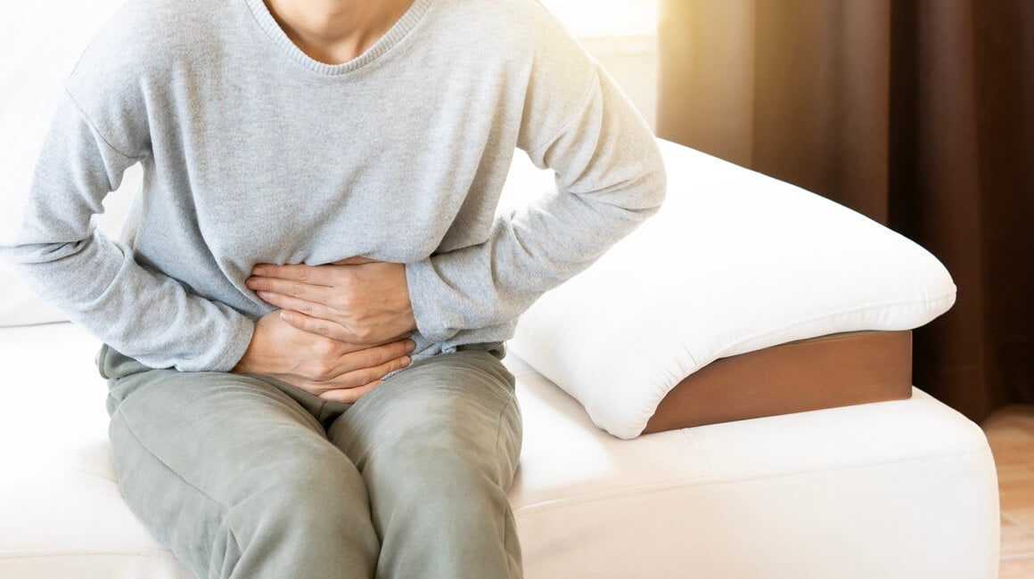 5 ranih simptoma raka debelog crijeva