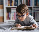 Roditelji mogu iskoristiti raspored svojeg doma kako bi poboljšali rane sposobnosti čitanja svoje djece