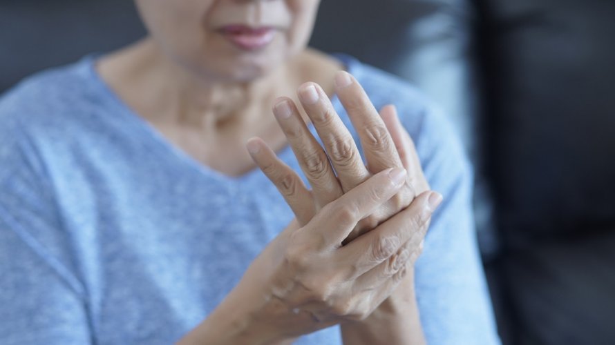 Reumatoidni artritis je kronični autoimuni poremećaj karakteriziran upalom zglobova