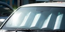 štitnik za sunce u automobilu