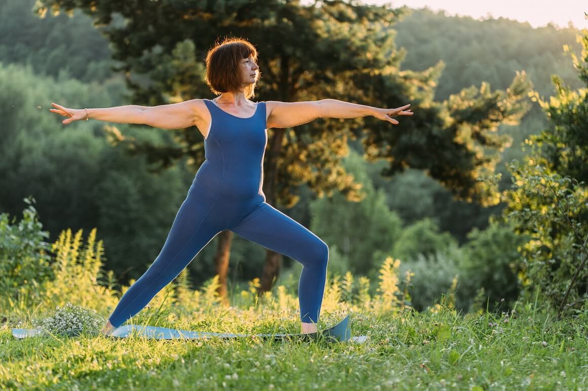 joga može pomoći smanjiti valunge u menopauzi