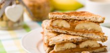 Veganski sendvič od kikiriki maslaca