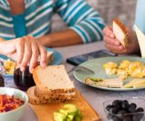 muškarci trebaju ugljikohidrate, a žene masti za doručak