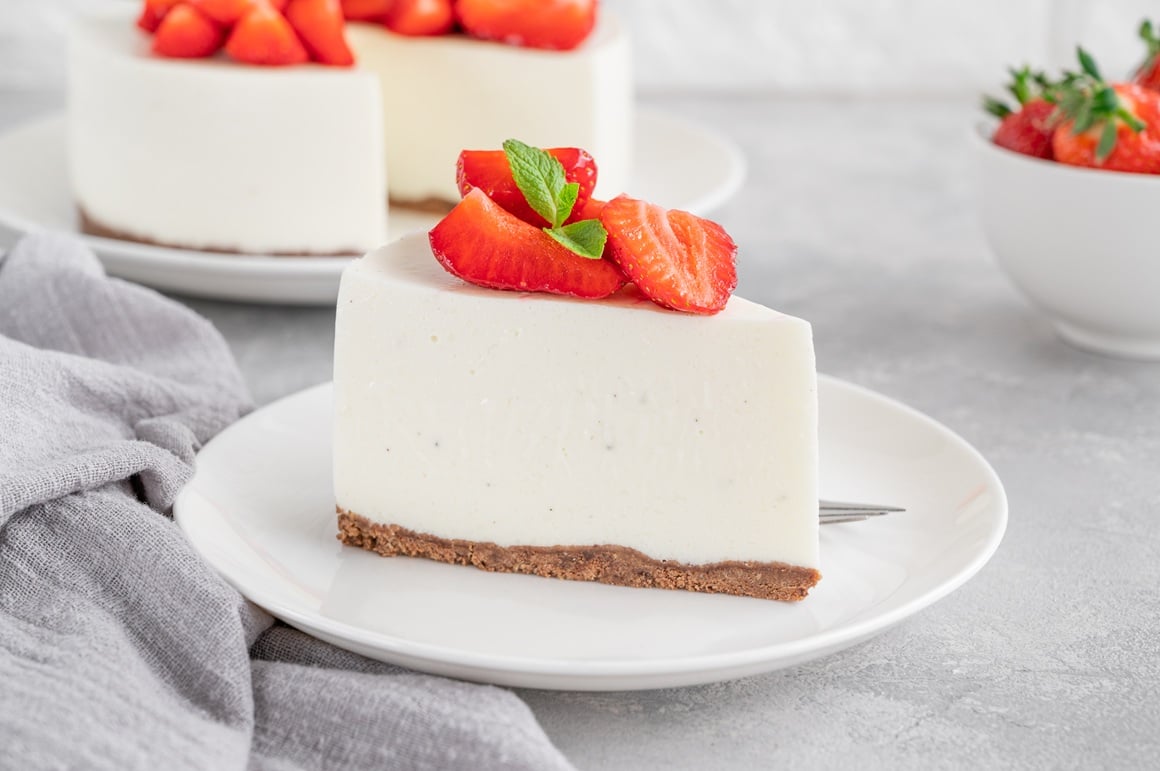 Cheesecake od jagoda bez pečenja