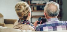 starije osobe koje puno vremena provode sjedeći - bez obzira na to koliko vježbaju - imaju veći rizik od kognitivnog pada i Alzheimerove bolesti