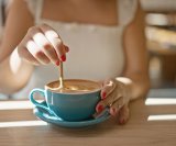 Kofein je prirodni stimulans koji može utjecati na srce i krvne žile