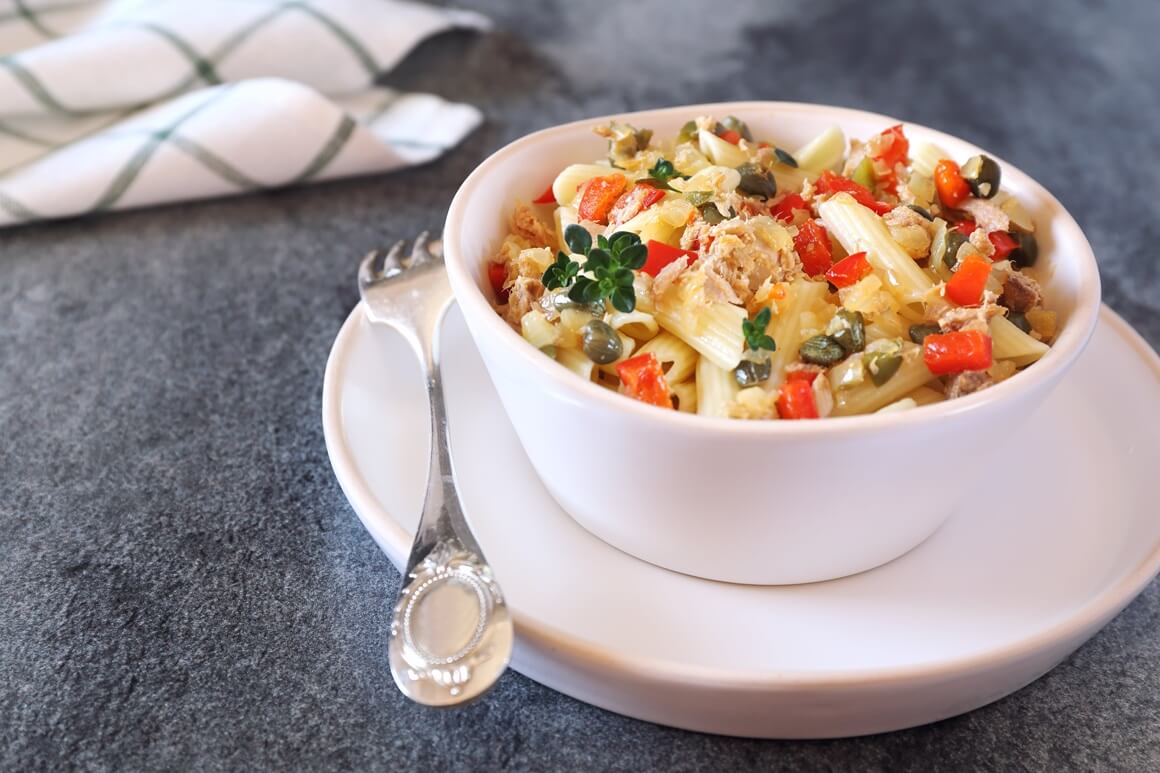 Mediteranska salata s tunom