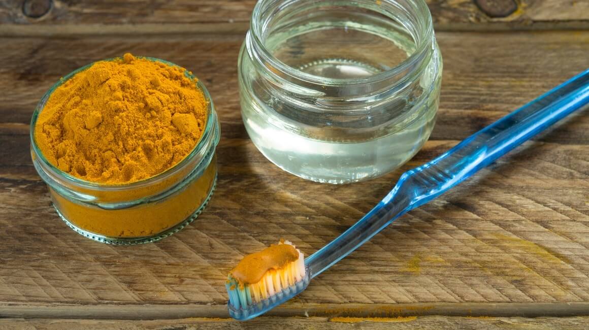 Zlatni začin kurkuma (Curcuma longa) ima snažna protuupalna, antioksidativna, antiseptična i antibakterijska svojstva