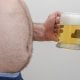 Konzumacija prekomjerne količine alkohola jedan je od glavnih uzroka razvoja masne jetre