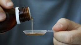 Lijek protiv kašlja može pomoći u usporavanju demencije kod Parkinsonove bolesti