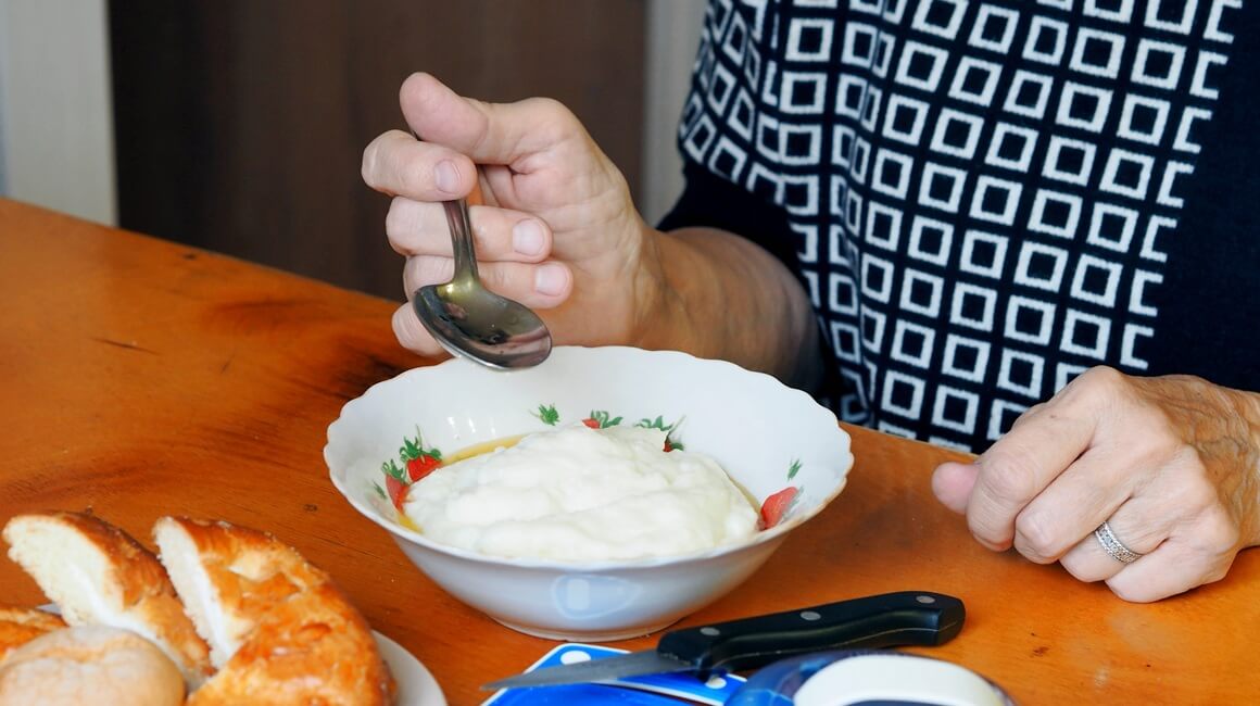 Redoviti unos proteina pomaže u očuvanju mišića, što je ključno za samostalnost i vitalnost u starijoj dobi