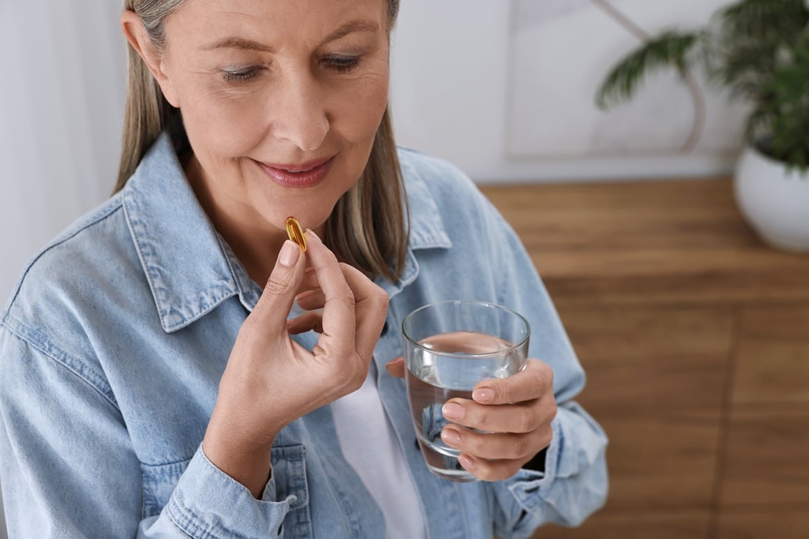 Održavanje optimalne razine vitamina D putem hrane, sunčeve svjetlosti ili dodataka prehrani pomaže ženama starijima od 60 godina da ostanu snažne, pokretne i samostalne