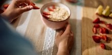 Redovita konzumacija zobenih pahuljica povezuje se s boljom regulacijom krvnog tlaka