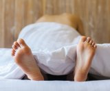 Uključivanje u seksualne aktivnosti (vaginalni, analni ili oralni odnos) povećava rizik od spolno prenosive infekcije