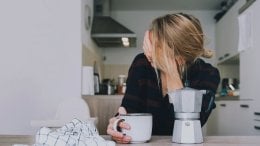 16 znakova da vas je teško djetinjstvo oblikovalo više nego što mislite